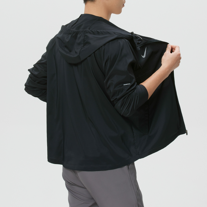 Nike Men's Sportswear Running  - огляд і ціна Outdoor Sport Jacket