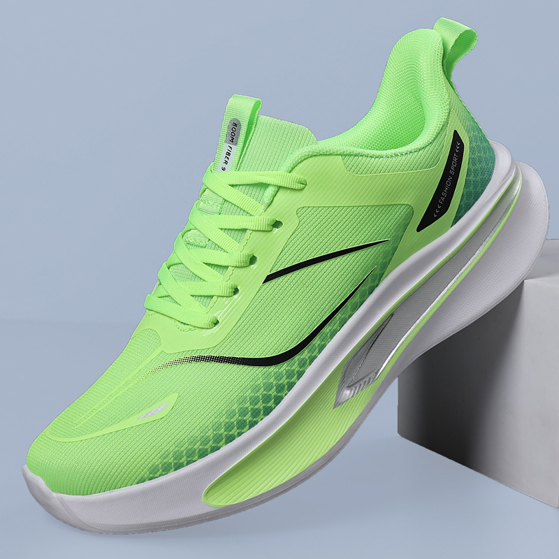 College Weekend Sneakers, Flex - огляд і ціна Outdoor Sportsman Group